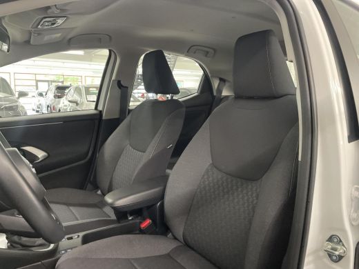 Toyota Yaris 1.5 Hybrid Active Multimediapack ActivLease financial lease