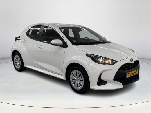 Toyota Yaris 1.5 Hybrid Active Multimediapack ActivLease financial lease