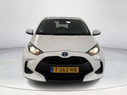 Toyota Yaris 1.5 Hybrid Active Multimediapack ActivLease financial lease