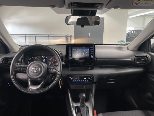 Toyota Yaris 1.5 Hybrid Active Multimediapack ActivLease financial lease