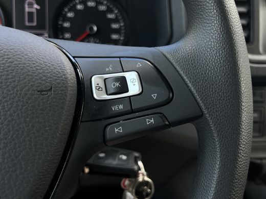 Volkswagen Crafter 35 2.0 TDI L4 Bakwagen/Smartbox/Apple/Android Auto/Airco/3zitplaatsen| Airco | Elektrische ramen ... ActivLease financial lease