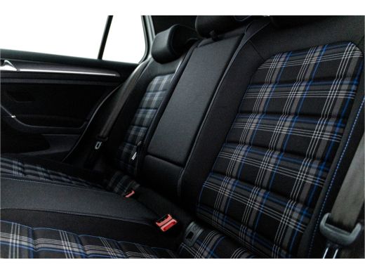 Volkswagen Golf 1.4 TSI PHEV GTE Adaptive, Apple carplay, Climate, ActivLease financial lease