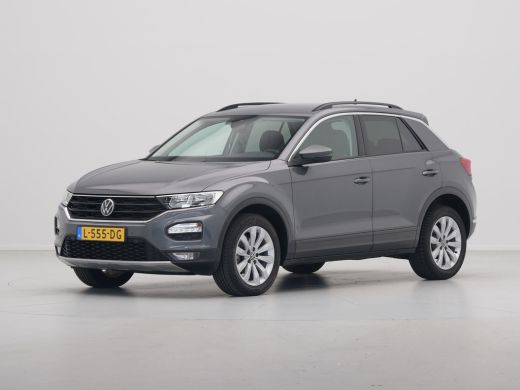 Volkswagen T-Roc 1.0 TSI 110pk Style Executive Getint glas Navigatie Adaptieve Cruise PDC 217 ActivLease financial lease