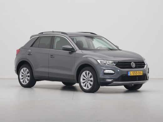 Volkswagen T-Roc 1.0 TSI 110pk Style Executive Getint glas Navigatie Adaptieve Cruise PDC 217 ActivLease financial lease