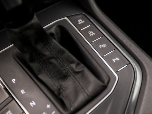 Volkswagen Tiguan Allspace 1.5 TSI R-Line Sport 7 Persoons 150Pk Automaat (PANORAMADAK, VIRTUAL COCKPIT, APPLE CARPLAY, GROO... ActivLease financial lease