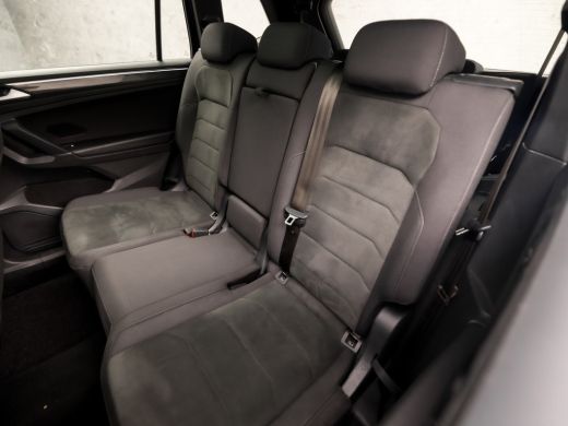 Volkswagen Tiguan Allspace 1.5 TSI R-Line Sport 7 Persoons 150Pk Automaat (PANORAMADAK, VIRTUAL COCKPIT, APPLE CARPLAY, GROO... ActivLease financial lease