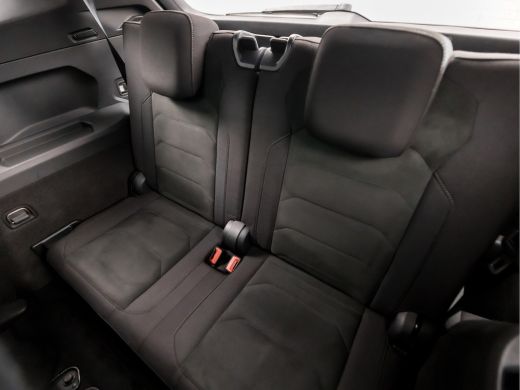 Volkswagen Tiguan Allspace 1.5 TSI R-Line Sport 7 Persoons 150Pk Automaat (PANORAMADAK, VIRTUAL COCKPIT, APPLE CARPLAY, GROO... ActivLease financial lease