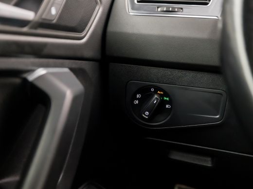 Volkswagen Tiguan Allspace 1.5 TSI R-Line Sport 7 Persoons 150Pk Automaat (PANORAMADAK, VIRTUAL COCKPIT, APPLE CARPLAY, GROO... ActivLease financial lease
