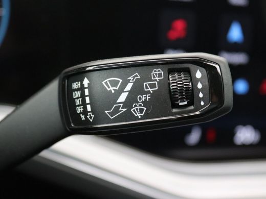 Volkswagen Touareg 3.0 TSi eHybrid 4MOTION Elegance 381PK DSG matrix led, trekhaak, 360gr. camera, adaptive cruise, ... ActivLease financial lease