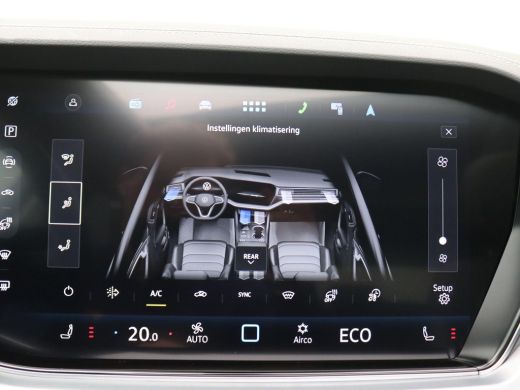 Volkswagen Touareg 3.0 TSi eHybrid 4MOTION Elegance 381PK DSG matrix led, trekhaak, 360gr. camera, adaptive cruise, ... ActivLease financial lease