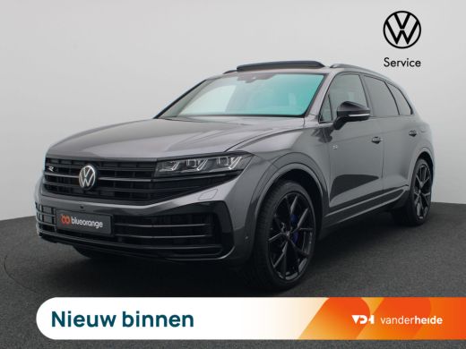 Volkswagen Touareg 3.0 TSi eHybrid 4MOTION R Edition 463PK Aut. Pano-Schuifdak, Servosluiting, Puglia Leer, 360gr. C... Volkswagen Touareg 3.0 TSi eHybrid 4MOTION R Edition 463PK Aut. Pano-Schuifdak, Servosluiting, Puglia Leer, 360gr. C...