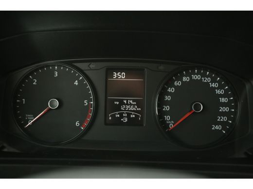 Volkswagen Transporter 2.0 TDI L2H1 140PK Trekhaak Airco Bluetooth Elektrpakket ActivLease financial lease