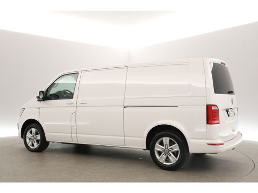 Volkswagen Transporter 2.0 TDI L2H1 204PK Automaat Airco Camera Carplay 2xSchuifdeur Cruise LED DSG Navi 3 Persoons 17"LMV ActivLease financial lease