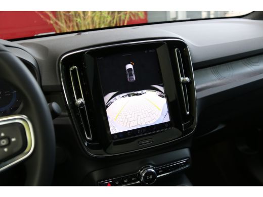 Volvo  C40 Recharge 185kW Single Motor Extended Range Plus | Trekhaak | Camera | Panoramadak | Pilot Assist ... ActivLease financial lease