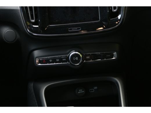 Volvo  C40 Recharge 185kW Single Motor Extended Range Plus | Trekhaak | Camera | Panoramadak | Pilot Assist ... ActivLease financial lease