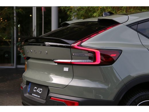 Volvo  C40 Recharge 185kW Single Motor Extended Range Plus | Trekhaak | Camera | Panoramadak | Pilot Assist ... ActivLease financial lease