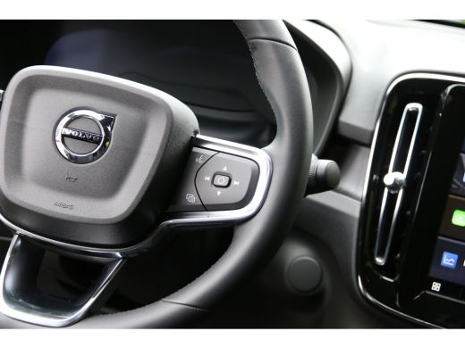 Volvo  EC40 185 kW Single Motor Extended Range RWD Ultra Dark | Panoramadak | 360 Camera | Harman/Kardon | 20... ActivLease financial lease