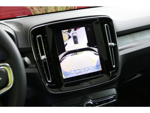 Volvo  EC40 185 kW Single Motor Extended Range RWD Ultra Dark | Panoramadak | 360 Camera | Harman/Kardon | 20... ActivLease financial lease