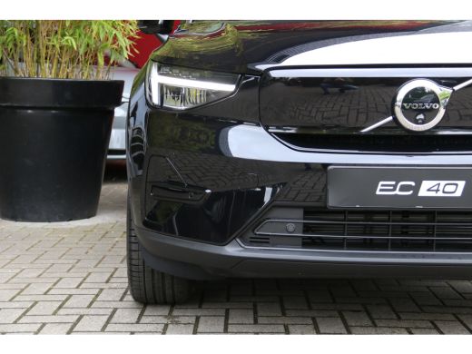 Volvo  EC40 185 kW Single Motor Extended Range RWD Ultra Dark | Panoramadak | 360 Camera | Harman/Kardon | 20... ActivLease financial lease