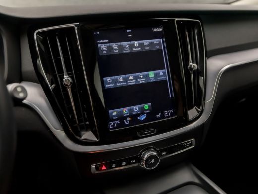 Volvo  V60 2.0 B3 Momentum Advantage 177Pk Automaat (APPLE CARPLAY, GROOT NAVI, ADAPTIVE CRUISE, STUUR/STOEL... ActivLease financial lease