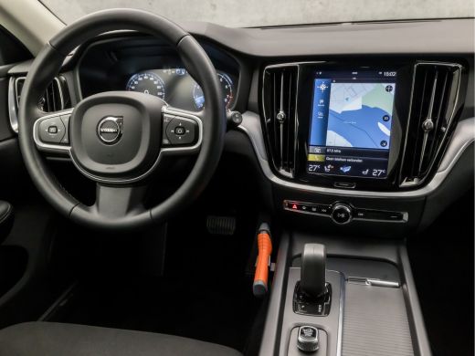 Volvo  V60 2.0 B3 Momentum Advantage 177Pk Automaat (APPLE CARPLAY, GROOT NAVI, ADAPTIVE CRUISE, STUUR/STOEL... ActivLease financial lease