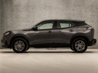 Peugeot 2008 1.2 PureTech Sport Automaat (APPLE CARPLAY, GROOT NAVI, LM VELGEN, SPORTSTOELEN, LED KOPLAMPEN, P...
