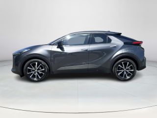 Toyota C-HR 1.8 Hybrid 140 First Edition | Carplay | Camera's rondom | Elektrische achterklep | Keyless entry |