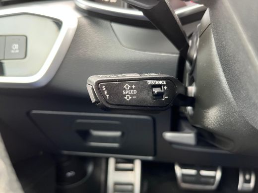 Audi A6 Limousine 40 TFSI S edition Competition | ACC | Elektrische stoel | Camera achter | Matrix LED | ... ActivLease financial lease