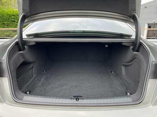 Audi A6 Limousine 40 TFSI S edition Competition | ACC | Elektrische stoel | Camera achter | Matrix LED | ... ActivLease financial lease