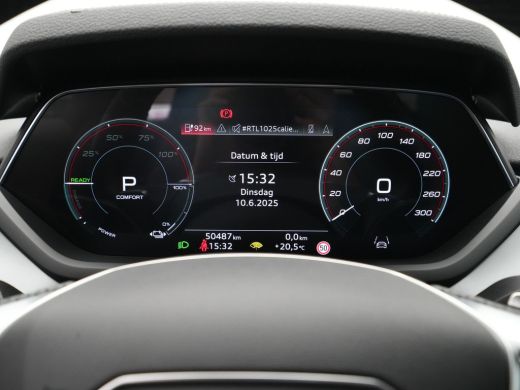 Audi e-tron GT GT 93 kWh Panorama Camera Matrix Stoelverwarming Carplay Navigatie 96 ActivLease financial lease