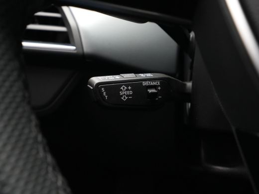 Audi e-tron GT GT 93 kWh Panorama Camera Matrix Stoelverwarming Carplay Navigatie 96 ActivLease financial lease