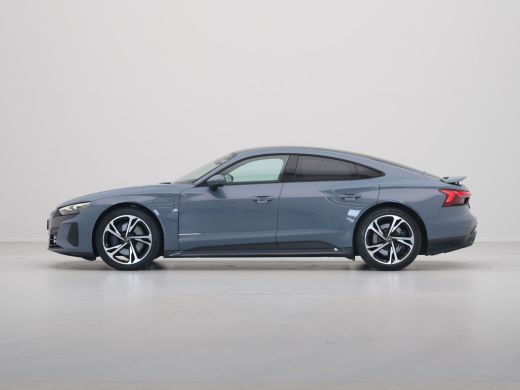 Audi e-tron GT GT 93 kWh Panorama Camera Matrix Stoelverwarming Carplay Navigatie 96 ActivLease financial lease