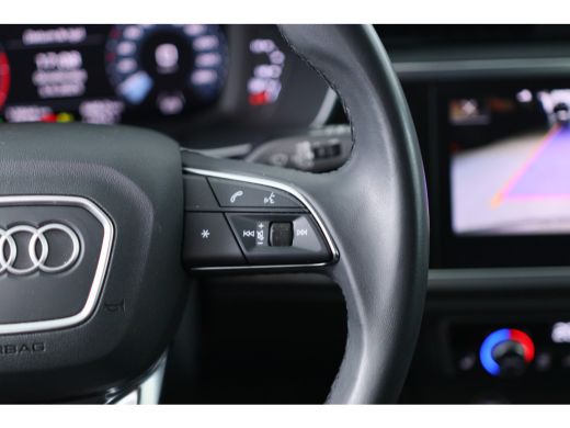 Audi Q3 35 TFSI Advanced edition | Virtual Cockpit | Adaptive Cruise | Camera | Stoelverwarming | Elektr ... ActivLease financial lease