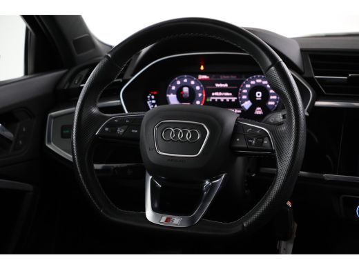 Audi Q3 35 TFSI Pro Line S-Line, Airco, Navigatie, Cruise Control ActivLease financial lease