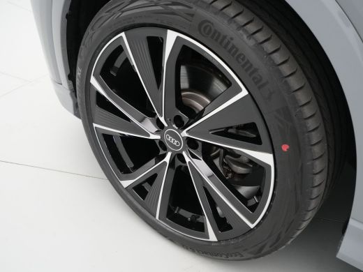 Audi Q4 e-tron 35 Launch edition Advanced 55 kWh Navigatie Pdc Stoelverwarming Cruise 86 ActivLease financial lease