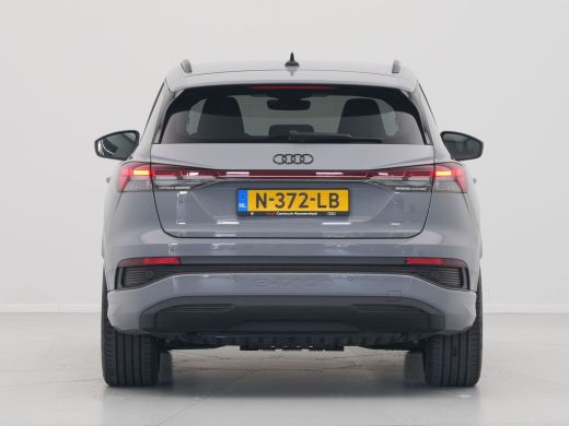 Audi Q4 e-tron 35 Launch edition Advanced 55 kWh Navigatie Pdc Stoelverwarming Cruise 86 ActivLease financial lease