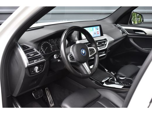 BMW X3 xDrive30e M Sport | Pano | 21'' Velgen | Camera | CarPlay | Head-Up | Stoelverwarming | Sfeerverl... ActivLease financial lease