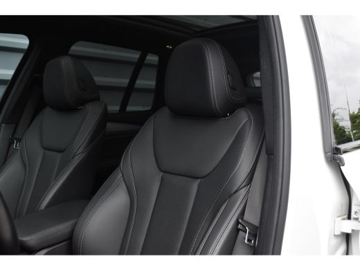 BMW X3 xDrive30e M Sport | Panoramadak | 21'' Velgen | Camera | CarPlay | Head-Up | Lederen Bekleding | ... ActivLease financial lease