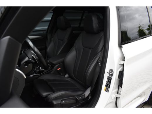 BMW X3 xDrive30e M Sport | Pano | 21'' Velgen | Camera | CarPlay | Head-Up | Stoelverwarming | Sfeerverl... ActivLease financial lease