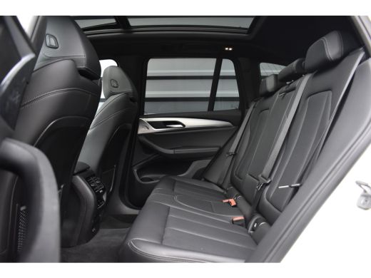 BMW X3 xDrive30e M Sport | Pano | 21'' Velgen | Camera | CarPlay | Head-Up | Stoelverwarming | Sfeerverl... ActivLease financial lease