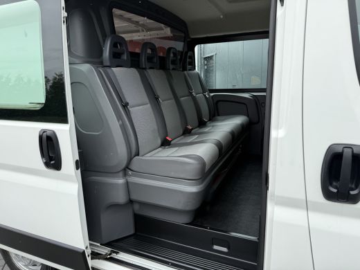 Citroën Jumper 2.0 BlueHDi / L1H1 / 1e EIG. / 7-PERS DUBBELE CABINE / TREKHAAK / AIRCO / CRUISE ActivLease financial lease
