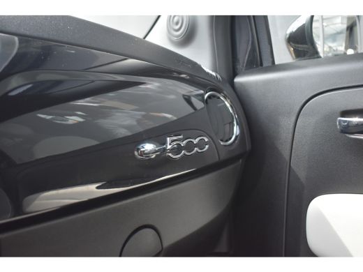 Fiat 500 1.0 Hybrid Dolcevita |  Navigatie by App | Panoramadak | Half-Leder | Cruise Control | Airco | !! ActivLease financial lease