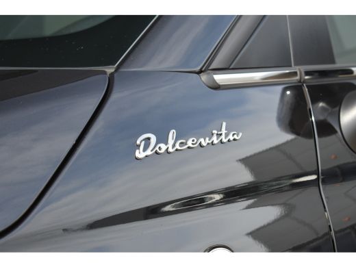 Fiat 500 1.0 Hybrid Dolcevita |  Navigatie by App | Panoramadak | Half-Leder | Cruise Control | Airco | !! ActivLease financial lease