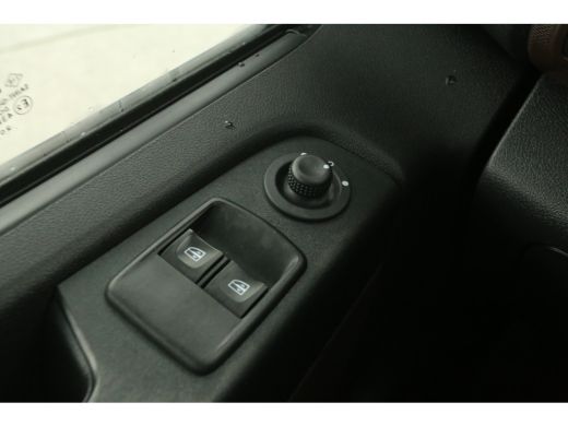 Fiat Talento 2.0 MultiJet L1H1 Airco Cruise Navigatie PDC 3 Persoons Elektrpakket ActivLease financial lease