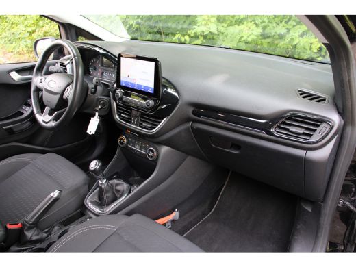Ford Fiesta 1.0EB TITANIUM | NL-AUTO! | 1 EIGENAAR! | WINTERPACK | NAVI | CLIMA | CRUISE | PARKEERSENSOREN | ... ActivLease financial lease