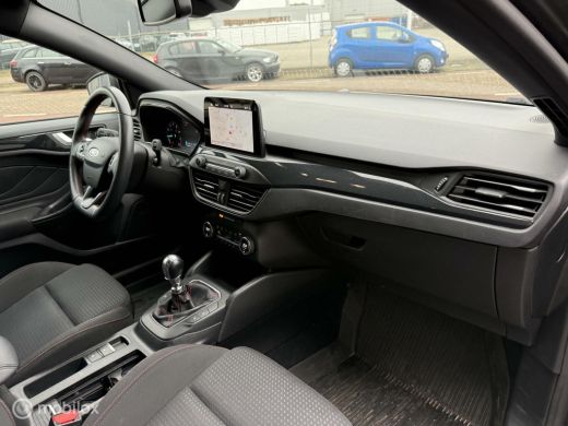 Ford Focus 1.0 EcoBoost ST Line Business BTW ActivLease financial lease