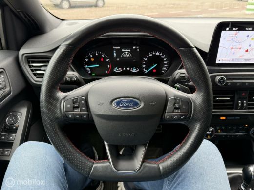 Ford Focus 1.0 EcoBoost ST Line Business BTW ActivLease financial lease