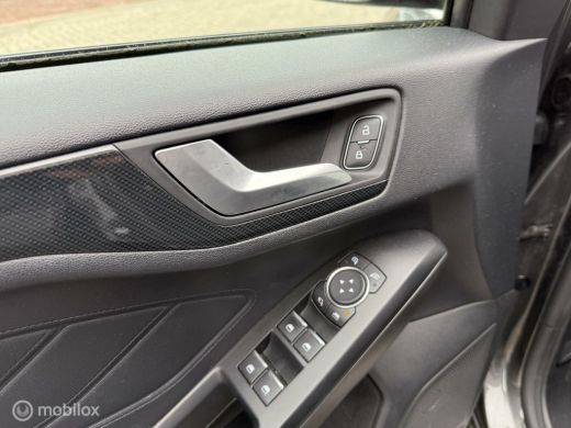 Ford Focus 1.0 EcoBoost ST Line Business BTW ActivLease financial lease