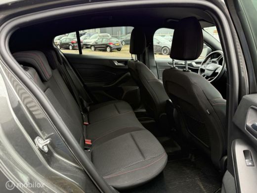 Ford Focus 1.0 EcoBoost ST Line Business BTW ActivLease financial lease
