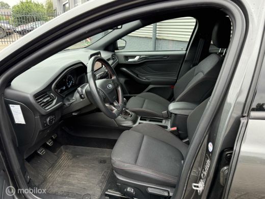 Ford Focus 1.0 EcoBoost ST Line Business BTW ActivLease financial lease